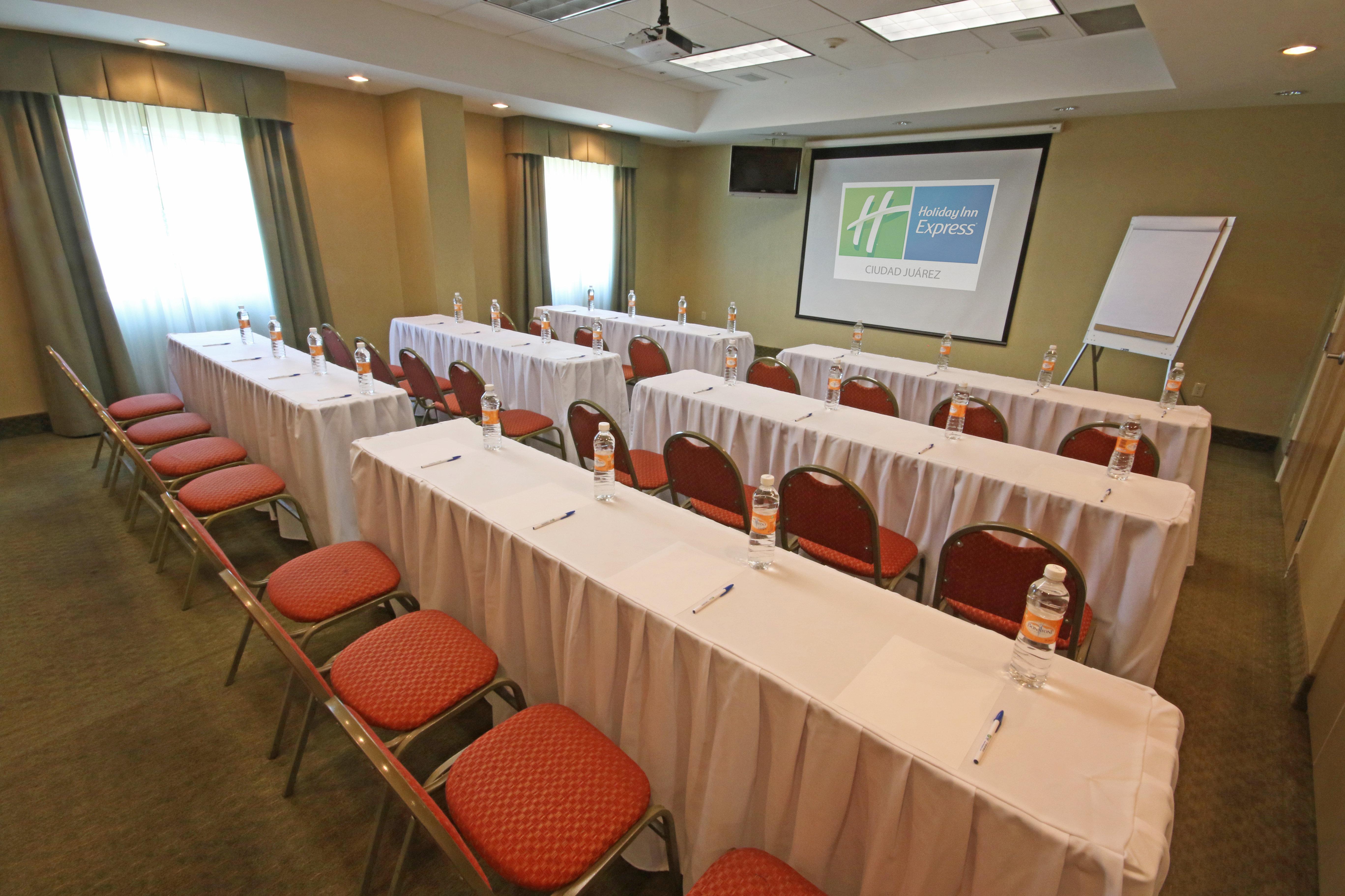 Holiday Inn Express Hotel & Suites Cd. Juarez - Las Misiones By Ihg Exterior photo